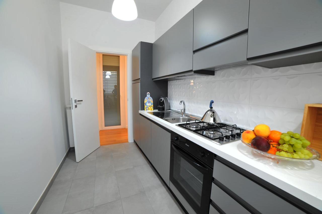 Home 22 Appartamento In Centro Storico - Catania Luaran gambar